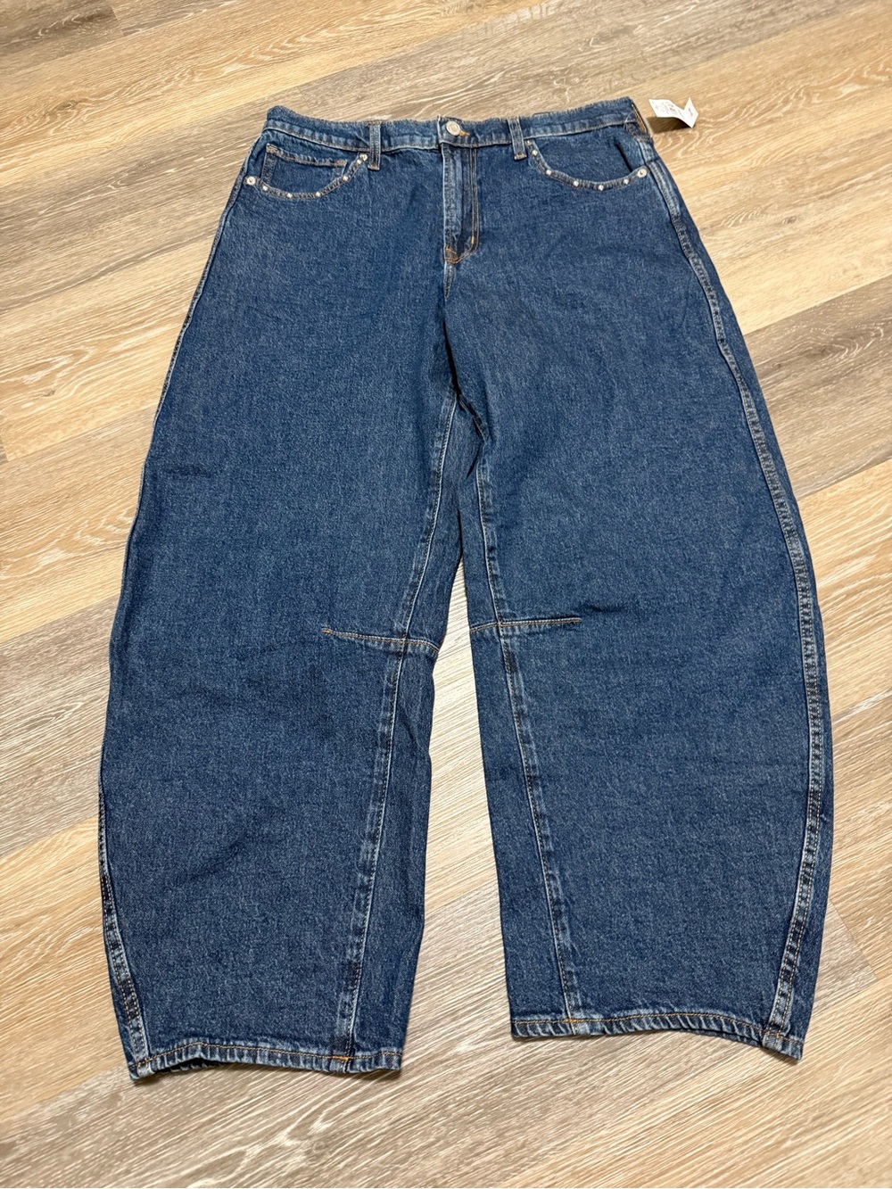 GAP High-Rise Barrel Jeans in Dark Blue Denim